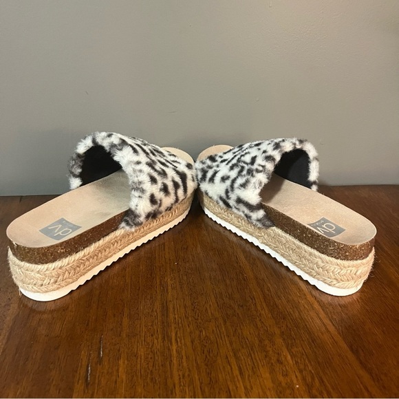 Dolce Vita Leopard Print Faux Fur Platform Sandals women’s size 8. - Picture 7 of 13